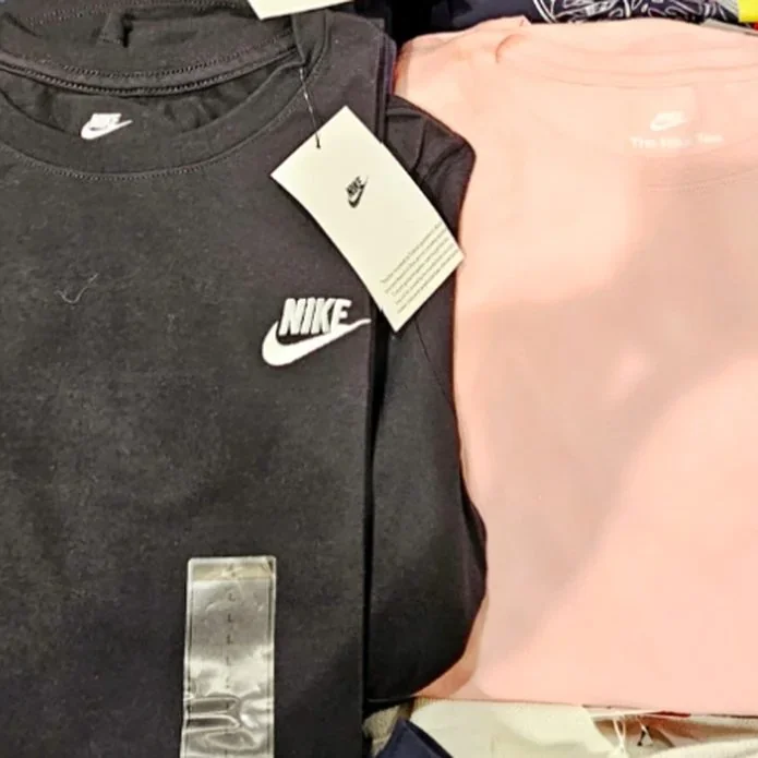 NIKE 여성 반소매티셔츠 S,M,L US SIZE