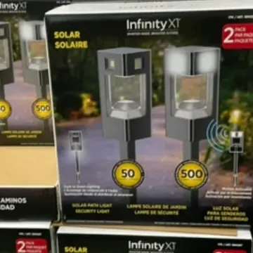 INFINITY X1 LED 태양광 조명 2개