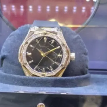HUBLOT위블로 남성시계클래식퓨전 550.OS.1800.RX.1804
