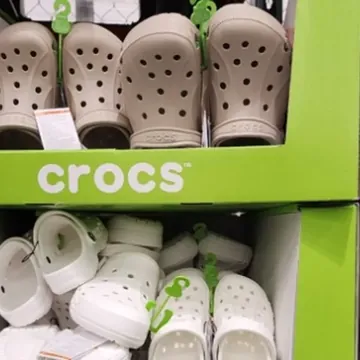 CROCS 아동 바야 클로그 175 - 220MM SIZE