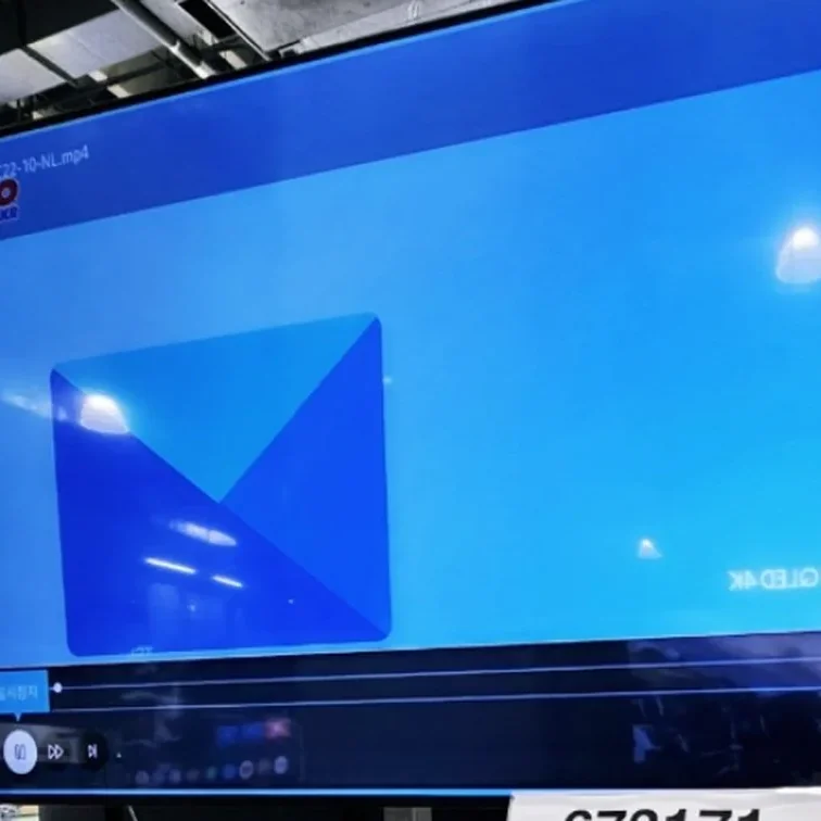 SAMSUNG UHD TV 65형 163CM