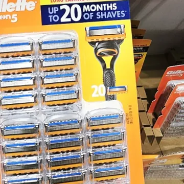 GILLETTE 질레트 퓨전5 면도날 20개