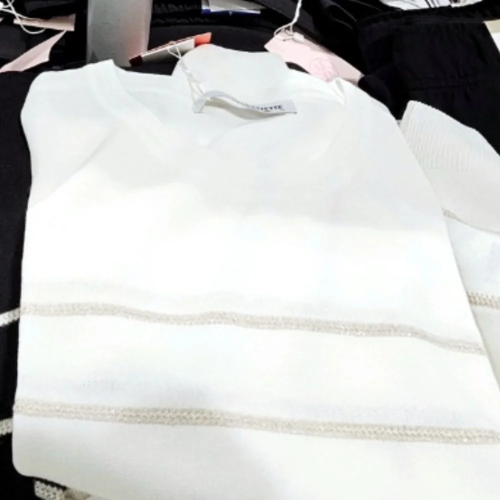BENETTE 여성 크루넥 니트 S,M,L ASIAN SIZE